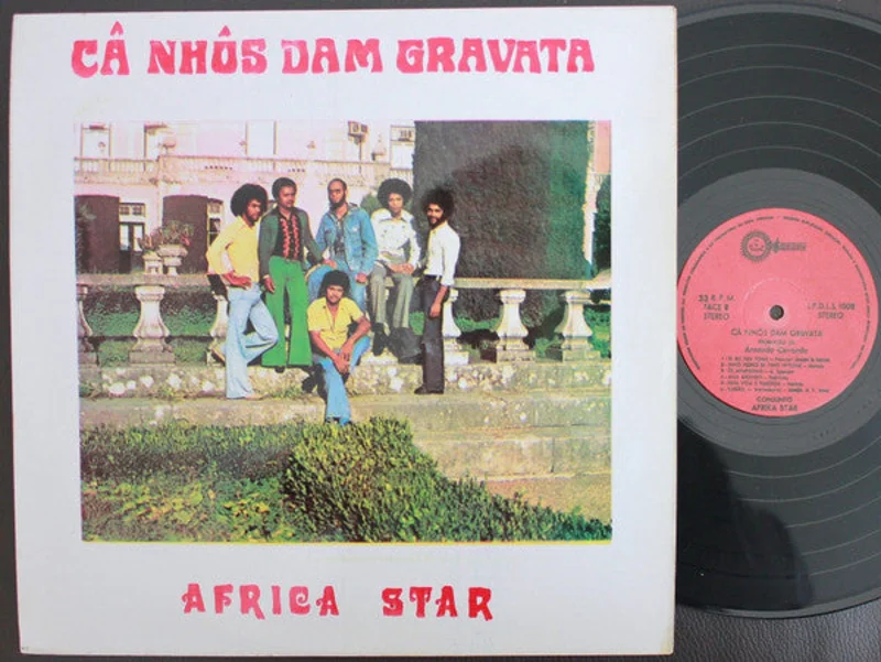 C Nhs Dam Gravata