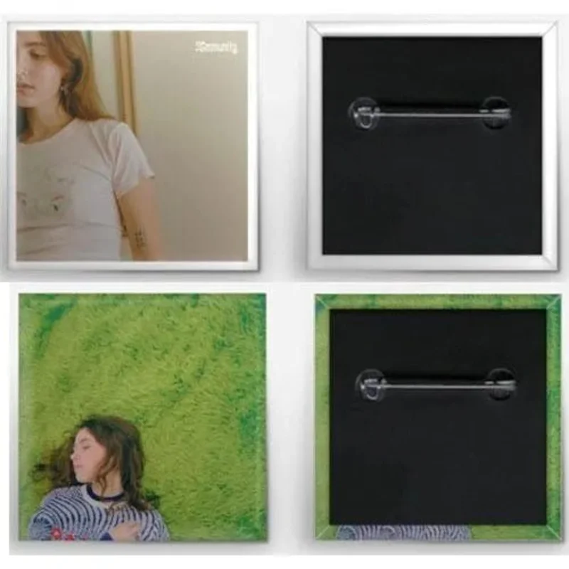 Clairo Pin Set