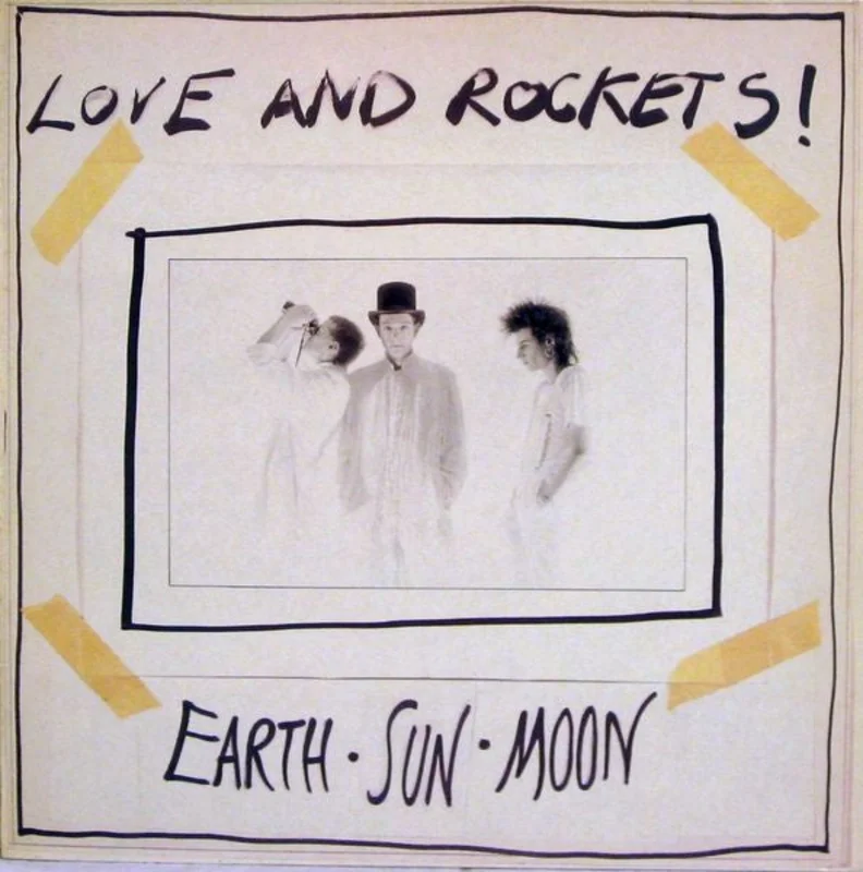 Earth  Sun  Moon