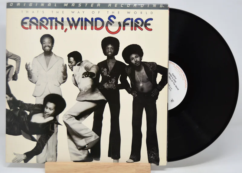 Earth, Wind & Fire - That's The Way Of The World