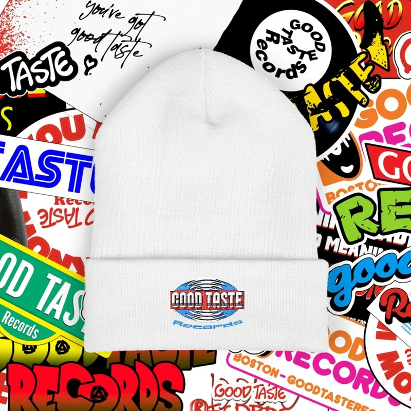 EMBLEM Embroidered Beanie Black