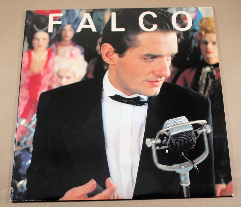 Falco - 3