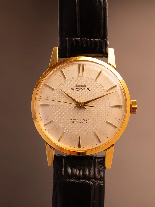 HMT Sona Pearl (Mint) (Ref. 419001) (35mm; Manual)