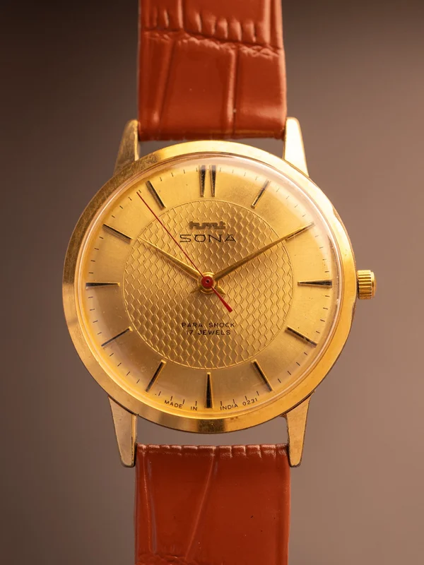 HMT Sona (Ref. 2092764) (35mm; Manual)