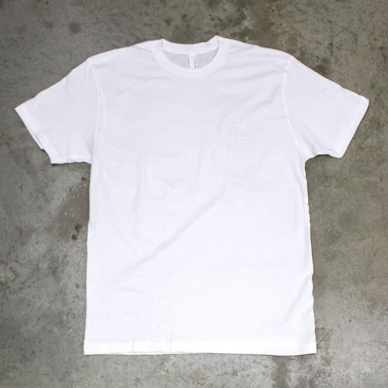 IL Dot Logo (White / White)