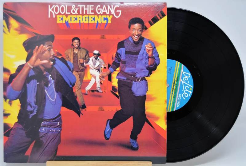 Kool & The Gang - Emergency