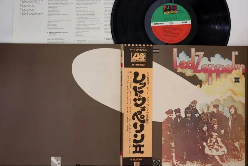 Led Zeppelin - Led Zeppelin II - Japanese Vintage Vinyl