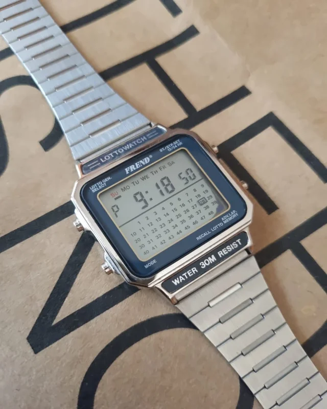 LOTTOWATCH (Frend) (01690)