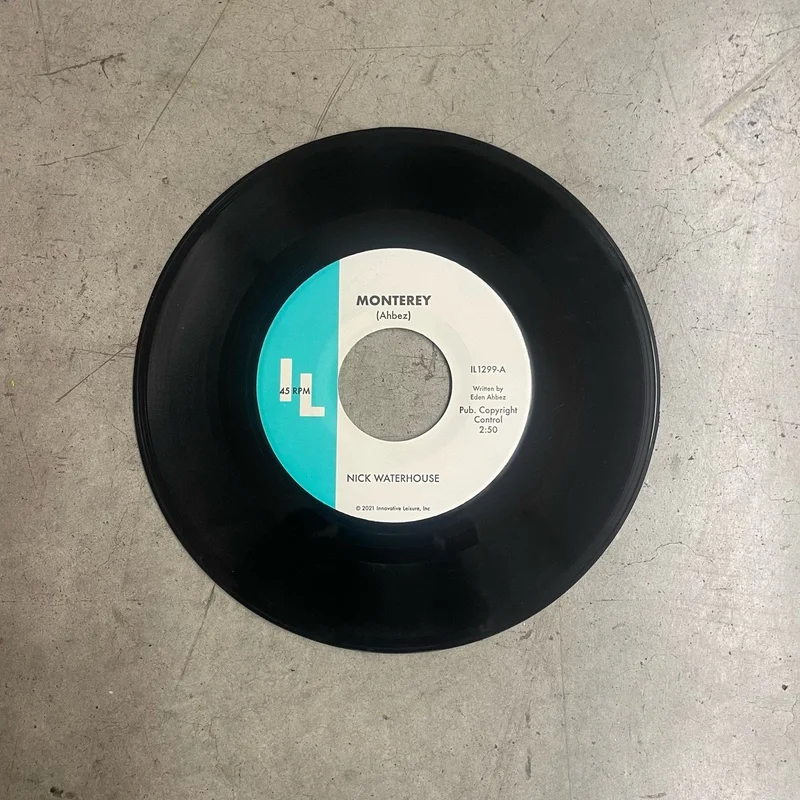 Monterey b/w Straight Love Affair 7"