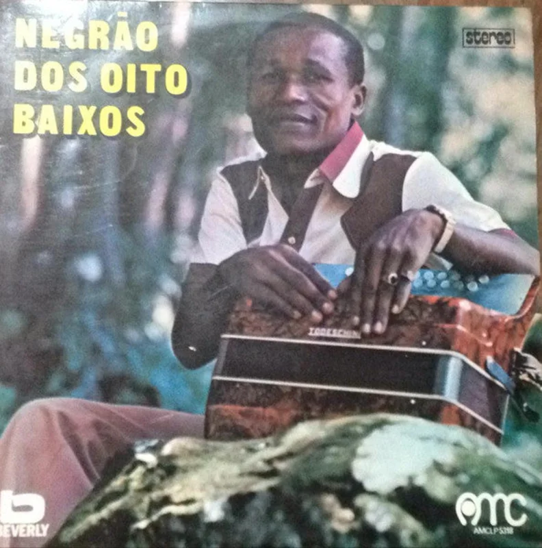 Negro Dos Oito Baixos