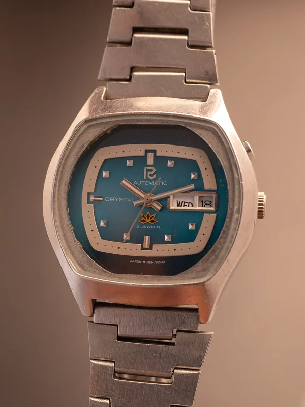 Ricoh Crystal UFO Gradient Blue Dial (Ref. Unknown) (37mm; Automatic)