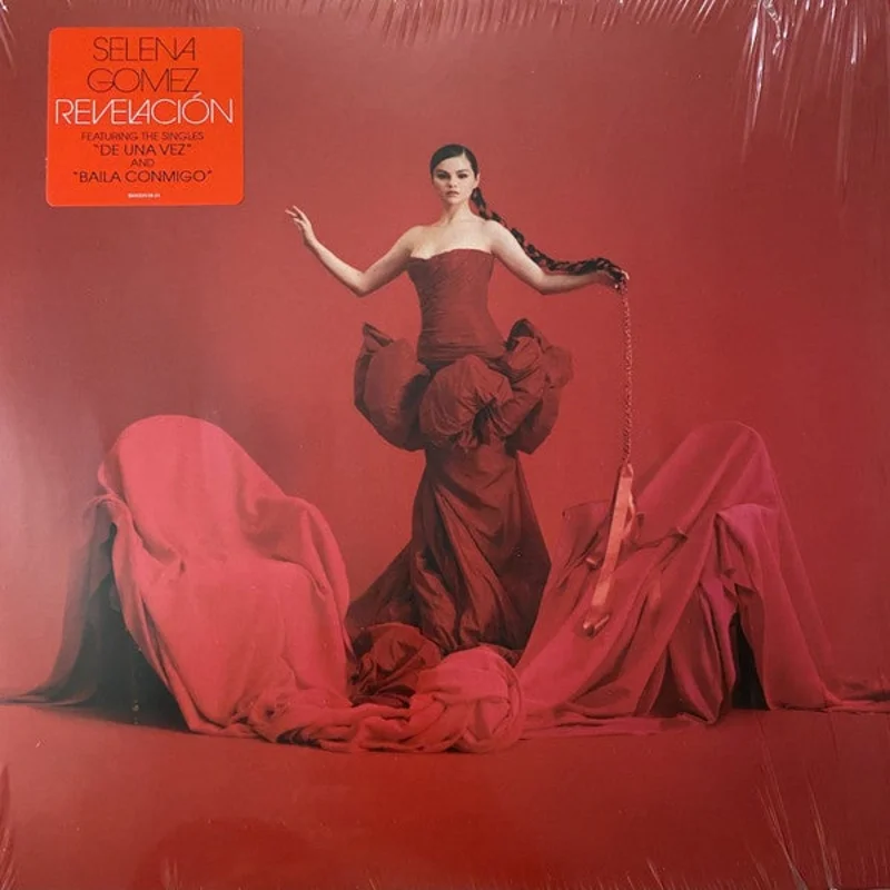 Selena Gomez - Revelacin (Arrives in 4 Days)