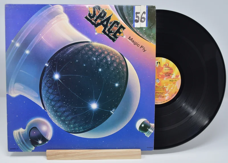 Space - Magic Fly