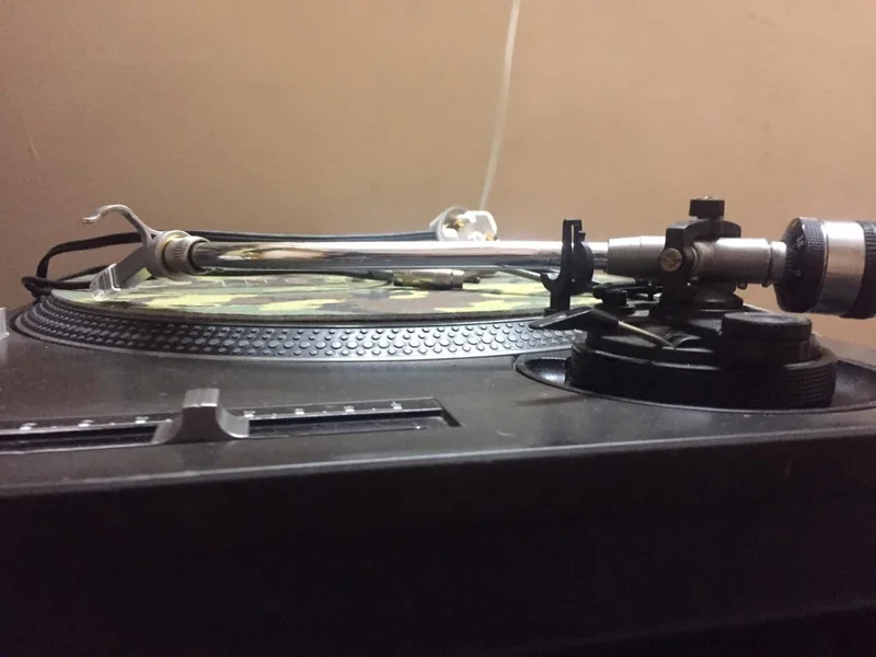 Technics SL-1210MKII [Pre-Owned]