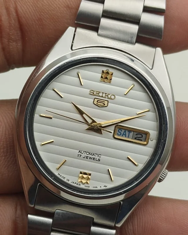 Vintage Seiko 7009 Automatic Men's Watch